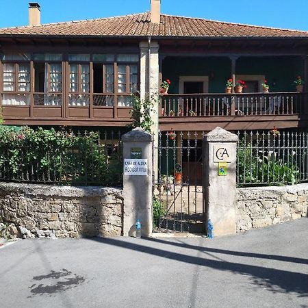 Casa De Aldea Florentina Arenas De Cabrales Exterior photo